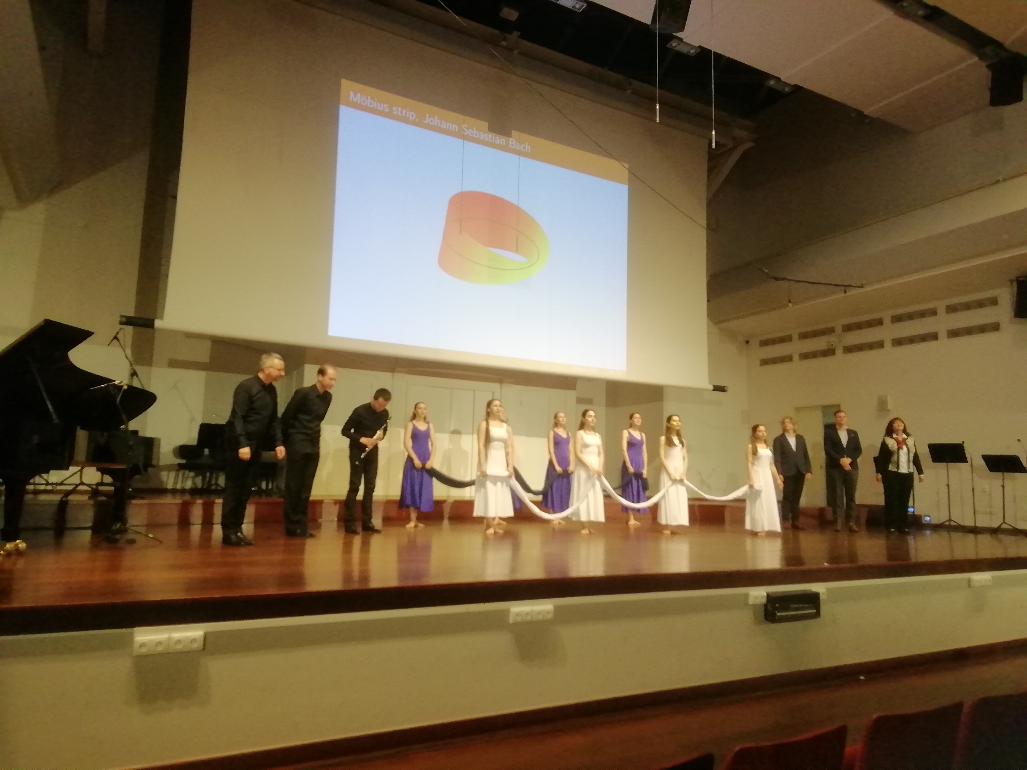 Wykład Geometria muzyki